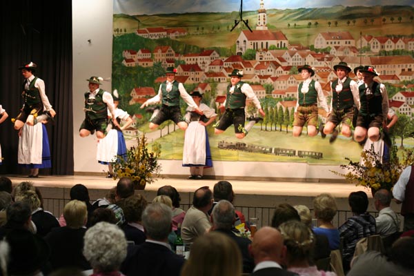 Heimatabend2012 082Haxnschmeisser